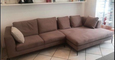 lunghezza totale 300 cm prof. chaise longue 145 cm - interamente sfoderabile - prezzo outlet 1500,00 euro